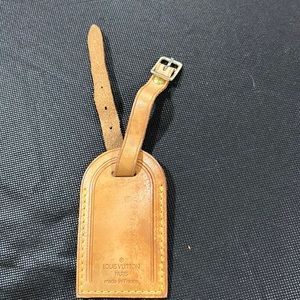 Loui Vuitton bag tag